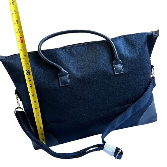 NWOT DSW EXCLUSIVE FREE FELT WEEKENDER BAG TOTE NAVY BLUE - Picture 11 of 11